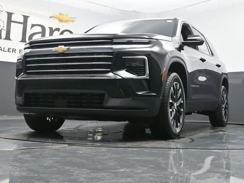 New 2026 Chevrolet Traverse LT w/ Sun and Wheel Package image 4