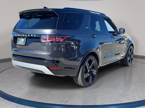 New 2026 Land Rover Discovery Limited Edition image 5