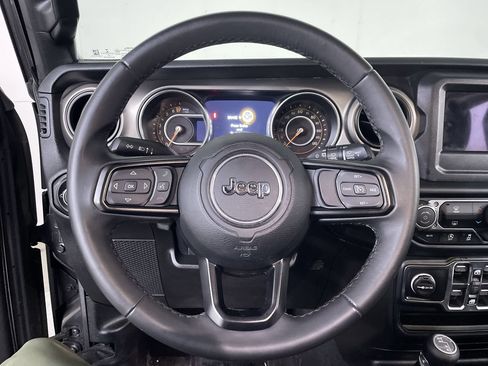 Used 2019 Jeep Wrangler Unlimited Sport S AWD/4WD image 13