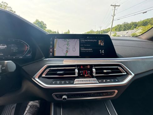 Used 2022 BMW X5 xDrive40i AWD/4WD image 27
