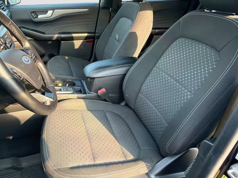 Used 2023 Ford Escape Active w/ Tech Pack #2 AWD/4WD image 21