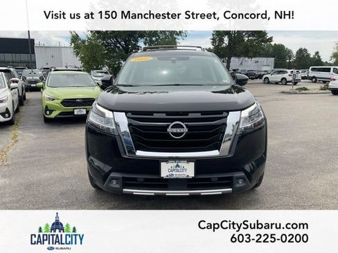 Used 2022 Nissan Pathfinder Platinum w/ Cargo Package AWD/4WD image 3