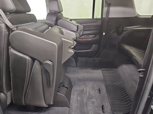 Used 2020 Chevrolet Suburban Premier AWD/4WD image 42
