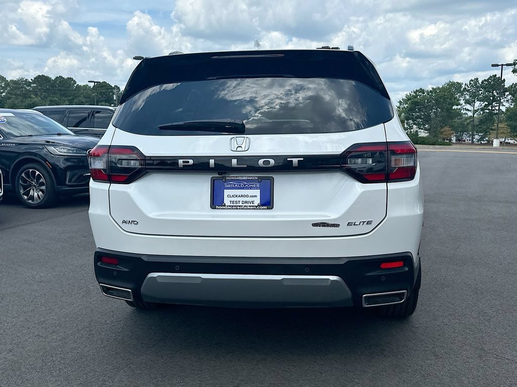 Used 2026 Honda Pilot Elite image 15