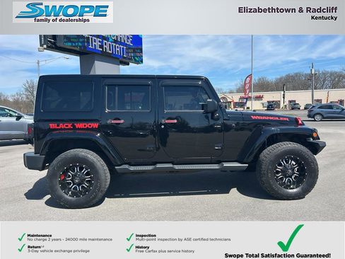 Used 2017 Jeep Wrangler Unlimited Sahara w/ Connectivity Group image 7