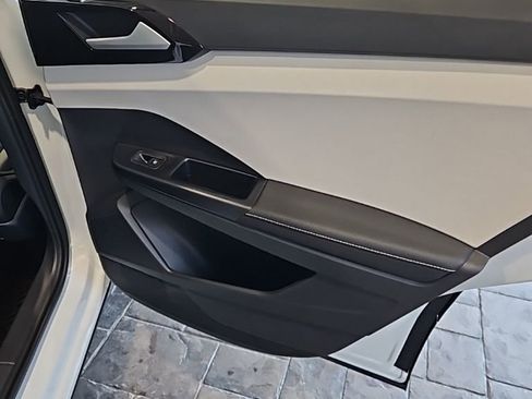 New 2026 Volkswagen Taos S AWD/4WD image 14