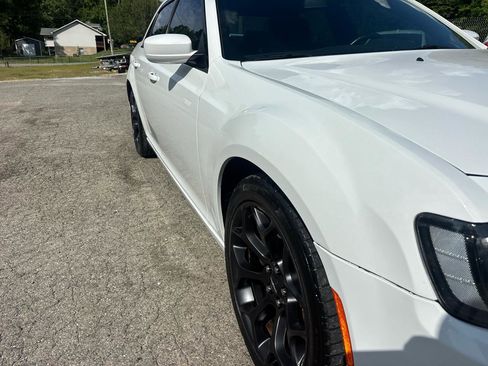 Used 2019 Chrysler 300 S RWD image 6