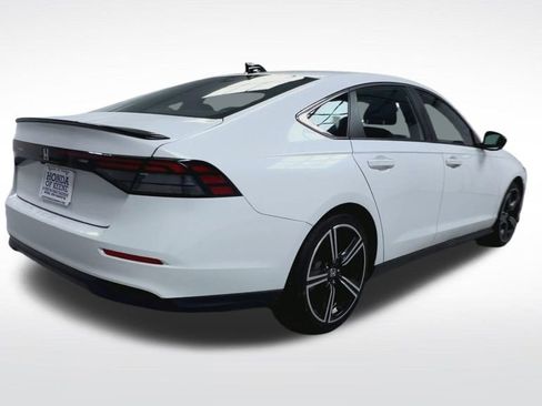 Used 2024 Honda Accord Sport image 10