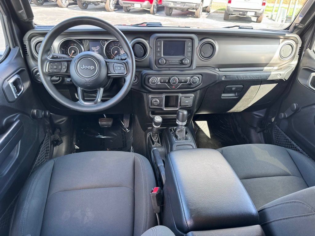 Used 2021 Jeep Wrangler Unlimited Sport AWD/4WD image 7