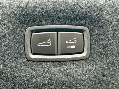 Used 2024 Audi RS e-tron GT w/ Carbon Performance Package AWD/4WD image 64