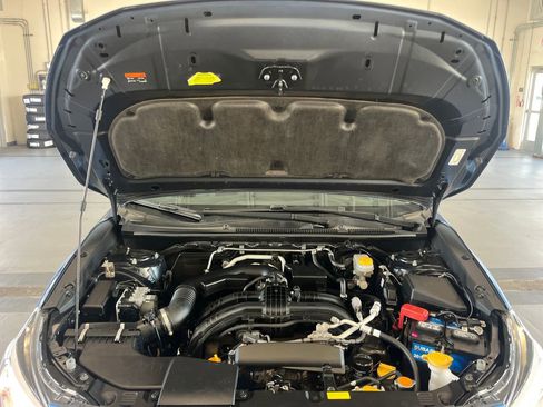 Used 2019 Subaru Crosstrek 2.0i Premium AWD/4WD image 6