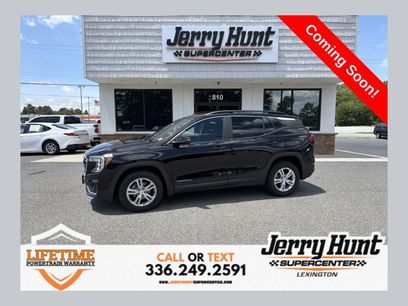 Used 2022 GMC Terrain SLE w/ Driver Convenience Package