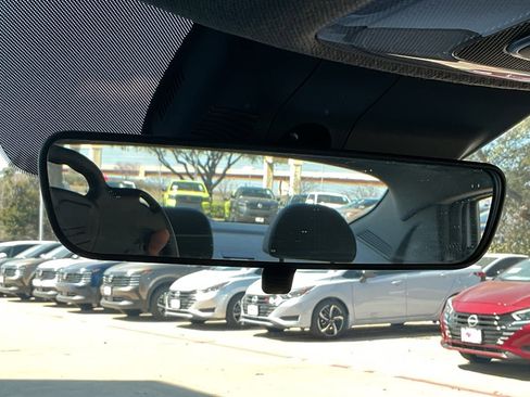 Used 2025 Hyundai Elantra SEL image 30