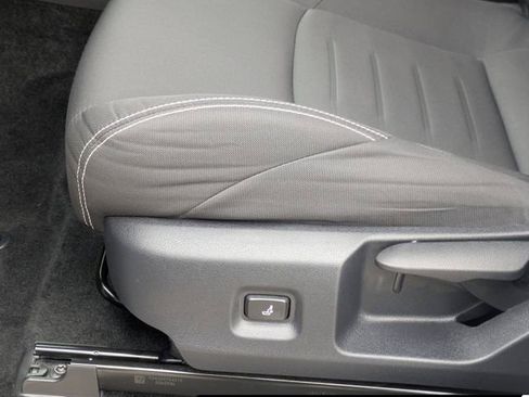 Used 2024 Toyota Tacoma TRD Off-Road image 27