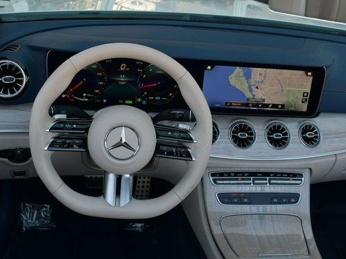Used 2023 Mercedes-Benz E 450 4MATIC Cabriolet image 64
