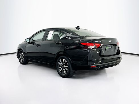 Used 2025 Nissan Versa SV FWD image 5