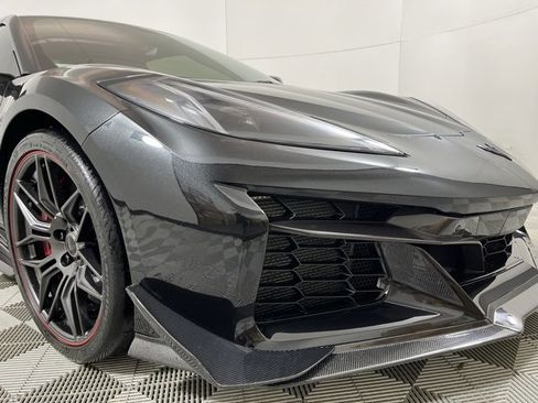 Used 2023 Chevrolet Corvette Z06 w/ Z07 Performance Package image 23