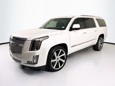 Used 2020 Cadillac Escalade ESV Platinum image 1