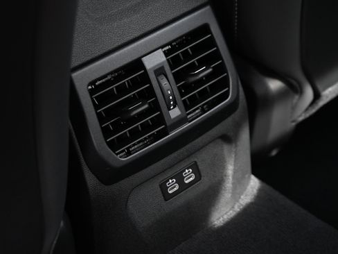 Used 2026 BMW 228i w/ Premium Package FWD image 26