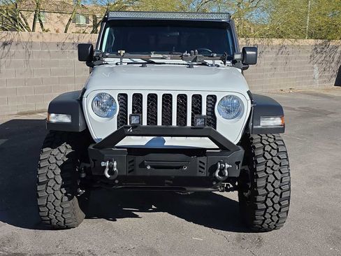 Certified 2020 Jeep Gladiator Sport w/ Quick Order Package 24S image 4