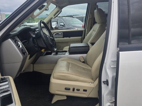 Used 2017 Ford Expedition EL XLT w/ Equipment Group 202A AWD/4WD image 10