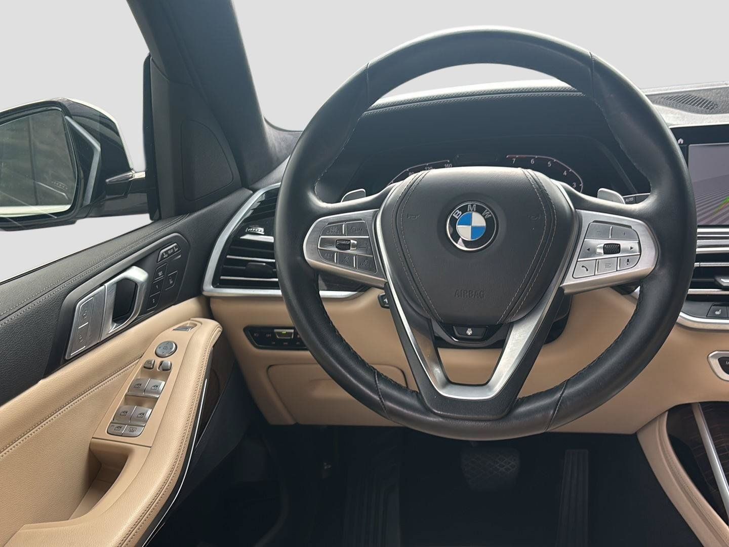 Used 2022 BMW X7 xDrive40i w/ Premium Package AWD/4WD image 14