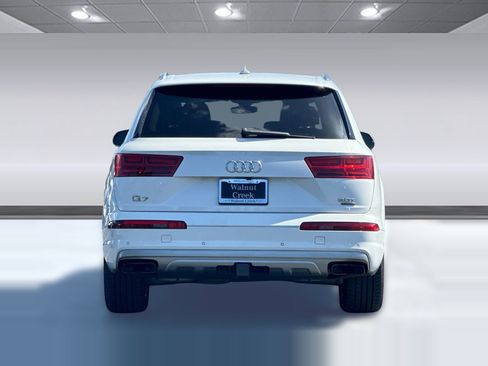Used 2018 Audi Q7 3.0T Premium Plus AWD/4WD image 9