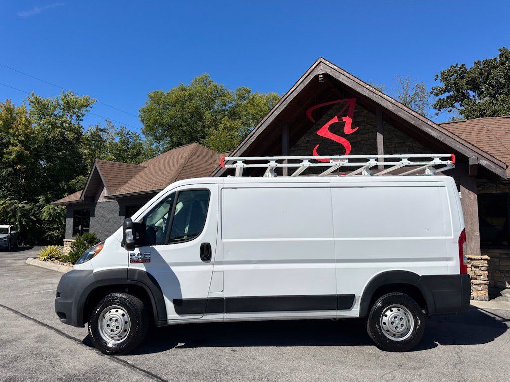Used 2021 RAM ProMaster 2500 FWD image 2