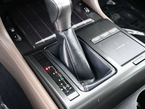 Used 2023 Lexus GX 460 Premium w/ Premium Package AWD/4WD image 24