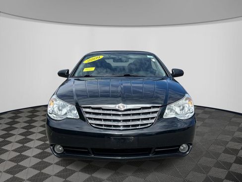 Used 2009 Chrysler Sebring Limited FWD image 8