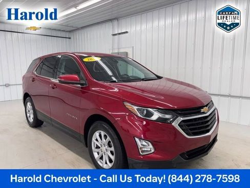 Used 2019 Chevrolet Equinox LT w/ Driver Convenience Package FWD image 1