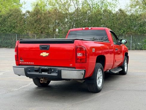 Used 2010 Chevrolet Silverado 1500 LT w/ Exterior Plus Package AWD/4WD image 3