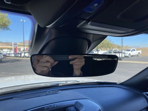 New 2025 RAM 2500 Big Horn AWD/4WD image 16