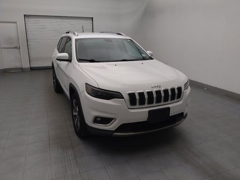 Used 2019 Jeep Cherokee Limited image 14