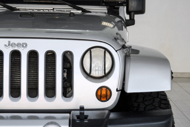 Used 2012 Jeep Wrangler Sahara AWD/4WD image 33