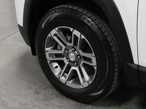 New 2026 GMC Terrain Elevation w/ Technology Package II FWD image 10