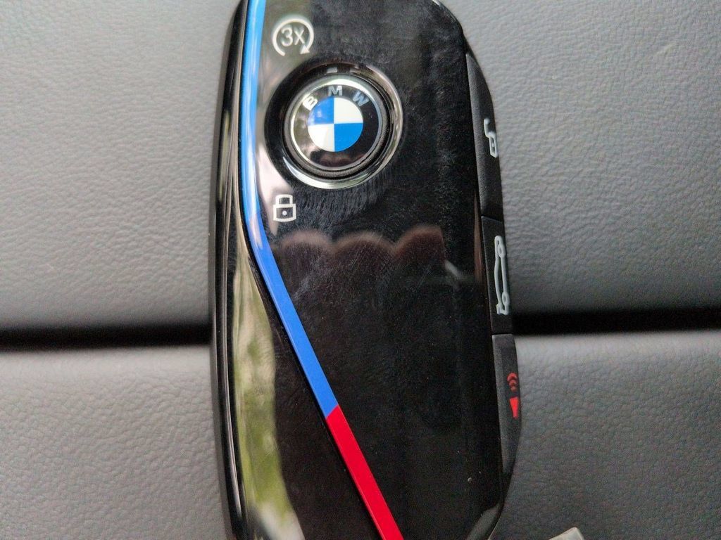 New 2026 BMW X5 M60i AWD/4WD image 30