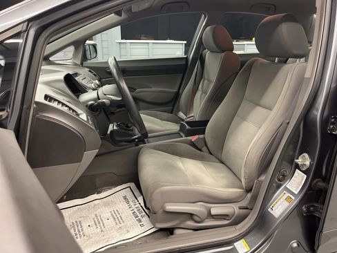 Used 2011 Honda Civic DX-VP image 11