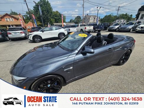 Used 2018 BMW M4 Convertible RWD image 9