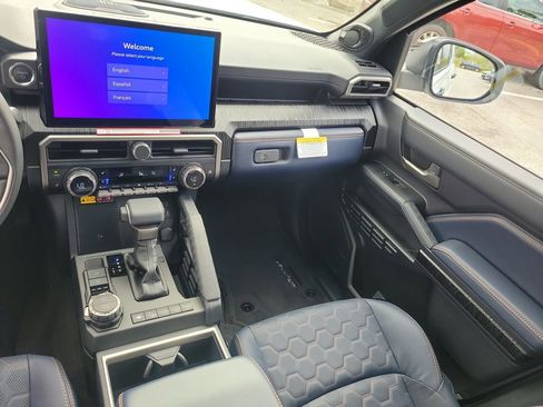 Used 2026 Toyota 4Runner 4WD image 28