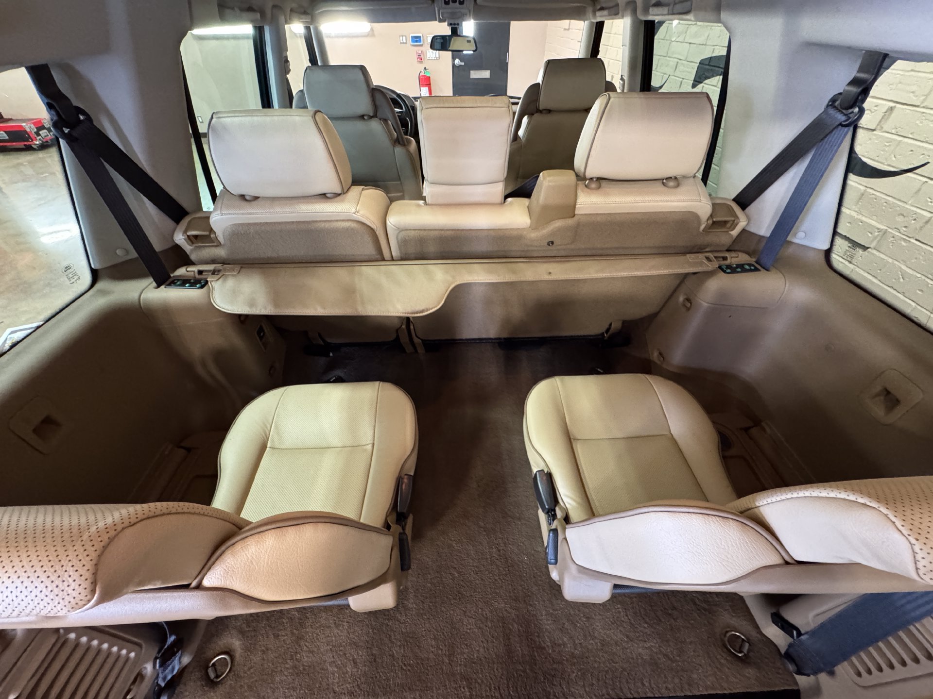 Used 2000 Land Rover Discovery AWD/4WD image 32