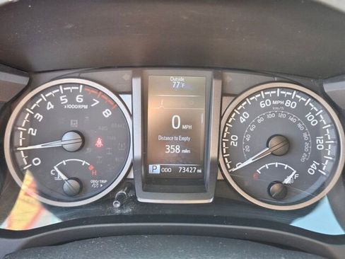 Used 2021 Toyota Tacoma TRD Sport image 22