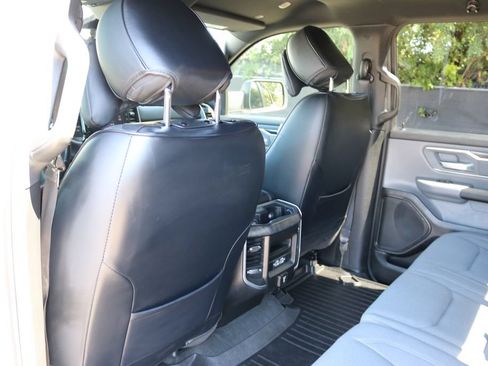 Used 2021 RAM 1500 Big Horn RWD image 15