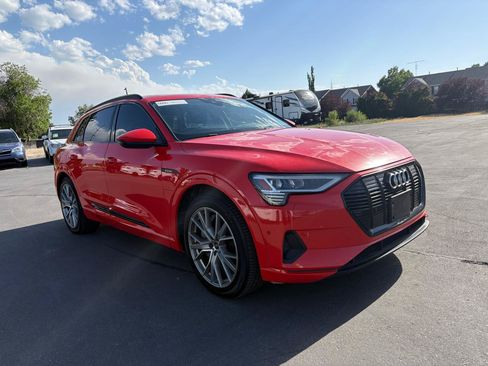 Used 2021 Audi e-tron Prestige w/ Prestige Package AWD/4WD image 1