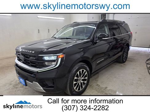 Used 2025 Ford Expedition Max Platinum AWD/4WD image 1
