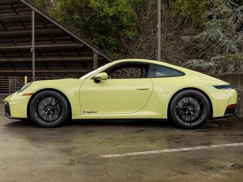 Certified 2025 Porsche 911 Carrera 4 GTS image 80