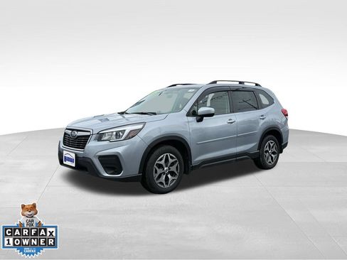 Used 2020 Subaru Forester Premium AWD/4WD image 1