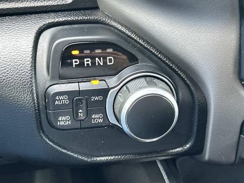 Used 2020 RAM 1500 Big Horn AWD/4WD image 36
