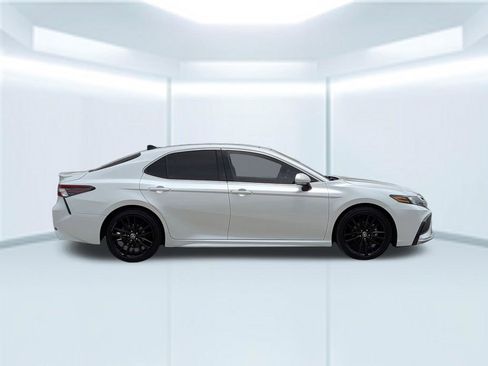 Used 2023 Toyota Camry XSE w/ Navigation Package FWD image 8