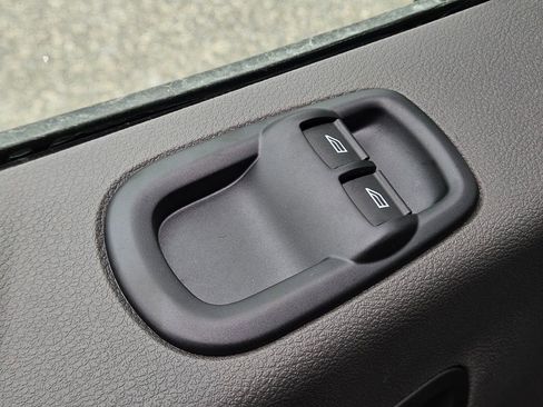 New 2026 Ford Transit 250 148 Medium Roof image 11